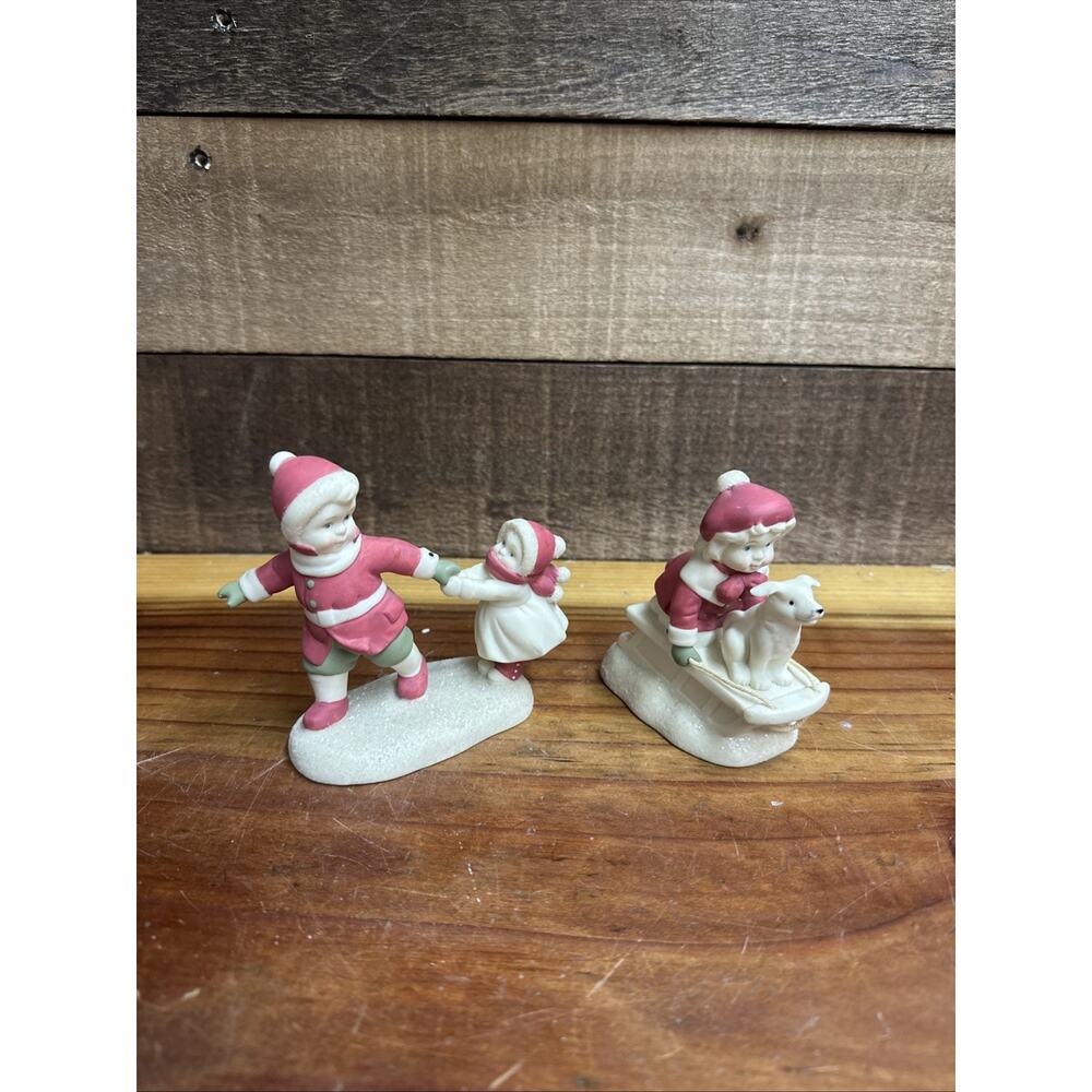 Dept 56 Simple Traditions Holly Lane Take My Hand And Downhill Friend Set Of 2